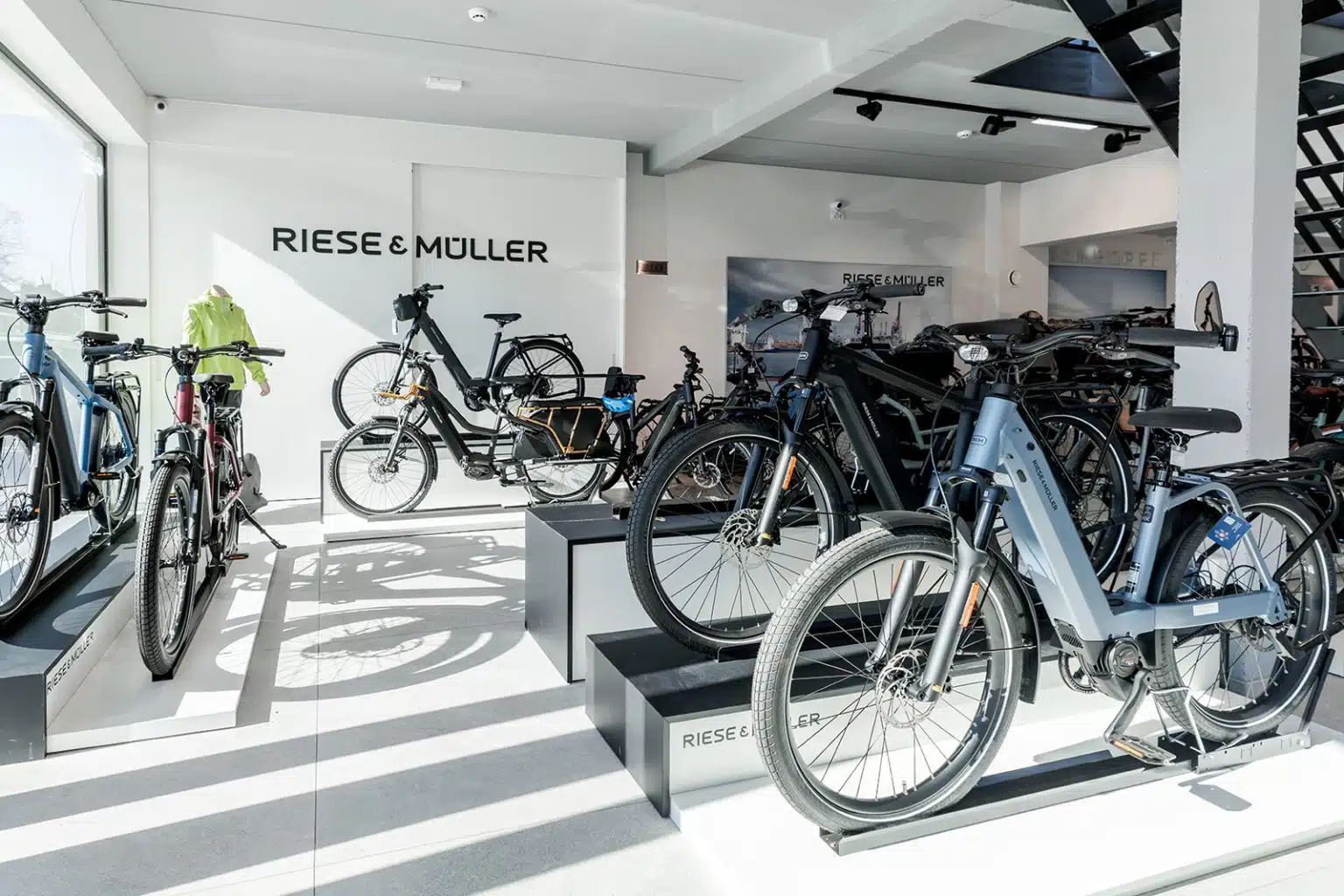 Riese & Müller e-bikes in showroom Asse